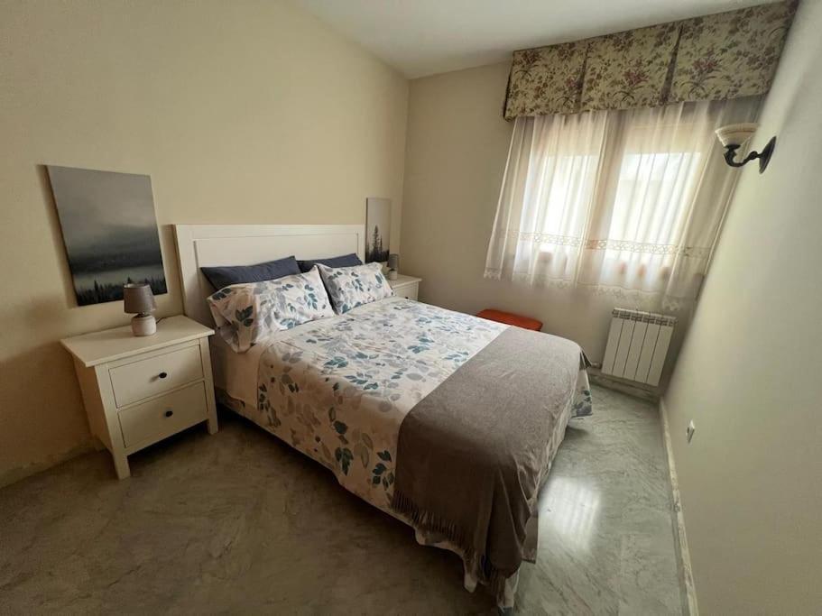 Apartamento Enriqueta Lozano Granada Luaran gambar